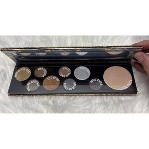 MAC QWEEN SUPREME Palette 8 Shades Eye Shadow‎ + 1 Highlighter